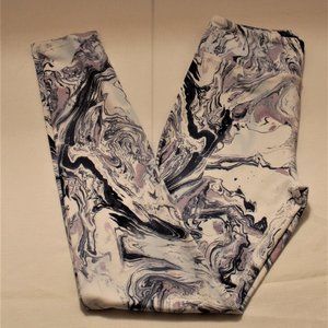 HIGH RISE YOGA LEGGINGS